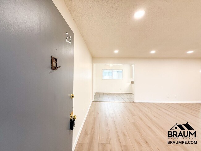 5131 Buffalo Ave unit 25, Sherman Oaks, CA 91423 - photo 3