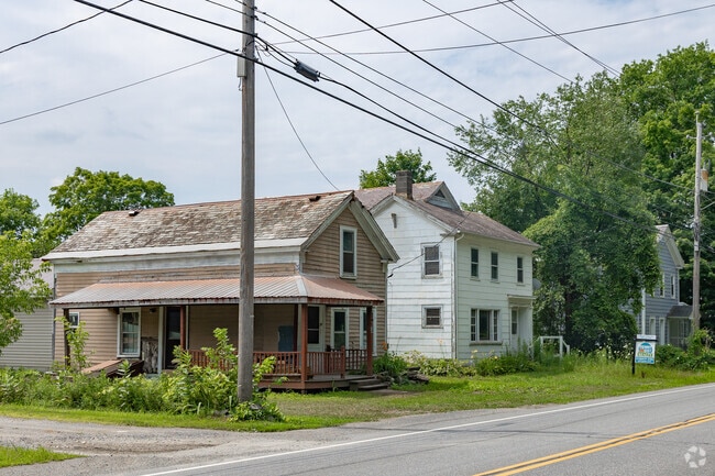 The average household income in Salem is $88,646.