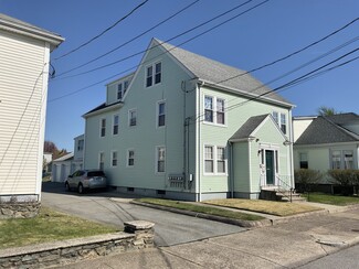 371 Grand Ave, Pawtucket, RI 02861