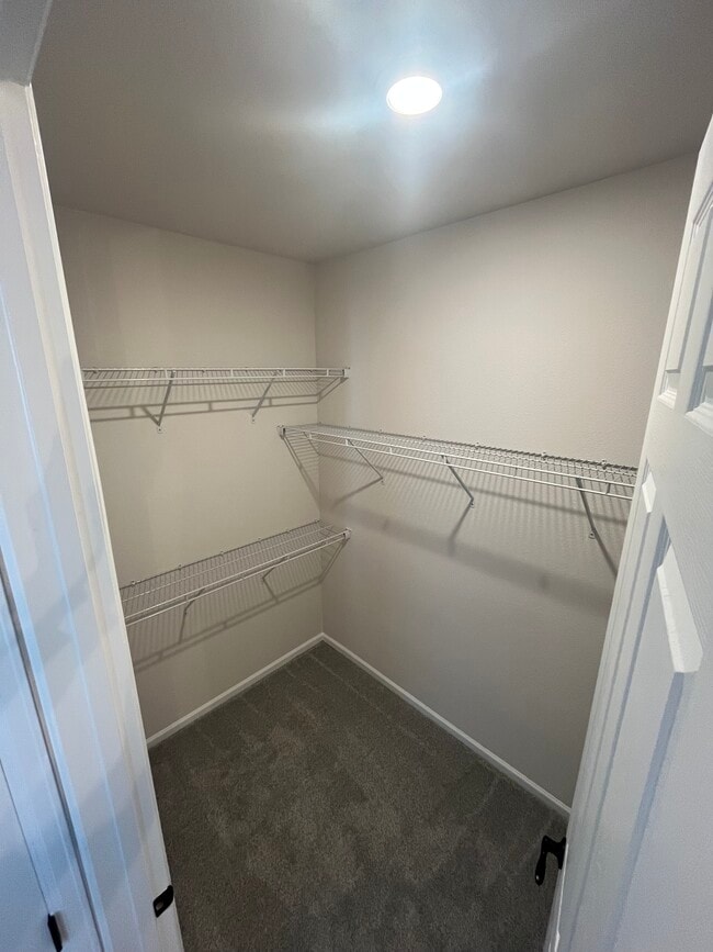 Walk-in closet