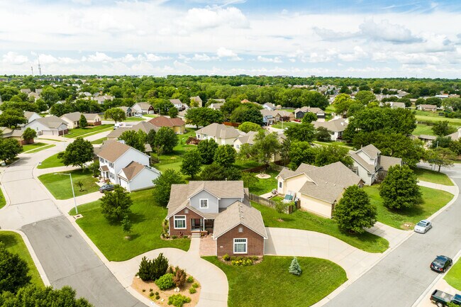 Chisholm Creek properties generally sit on sizable lots.