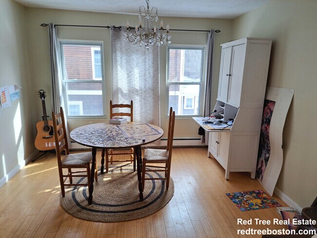 33 Beaconsfield Rd, Brookline, MA 02445 - photo 5