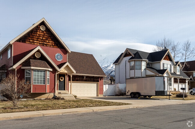 Colorful craftsman style homes are found all throughout the Windsor neighborhood.