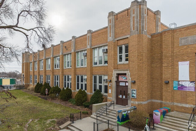 Addams Elementary School has a student-teacher ratio of 13 to 1.