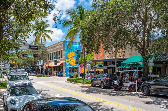 Atlantic Ave in Downtown Delray offers local eateries and stores near West Delray.