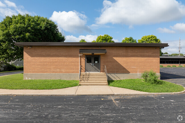 Mark Twain School is home to many happy students.