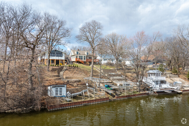 Lakefront homes in Lookout Point often features private docks.