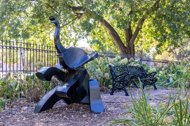 You will find beautiful outdoor spaces near Everett.