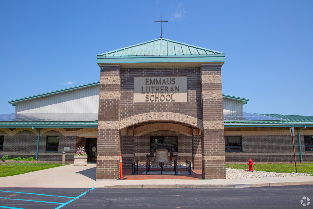 Emmaus Lutheran School building in Southwest Fort Wayne.