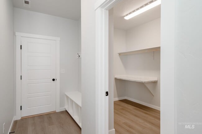 2071 N 7th E, Mountain Home, ID 83647 - photo 3