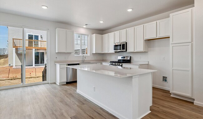 469 S Salida St, Aurora, CO 80017 - photo 5