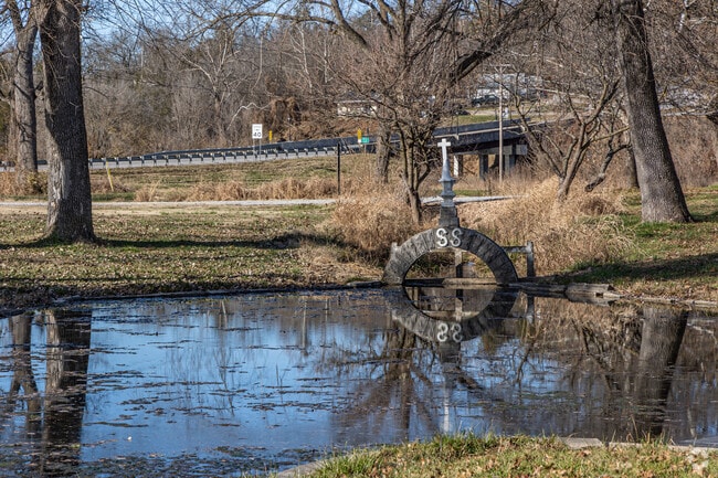 This marker commemorates the historic site of the healing springs at Sulphur Springs City Park.