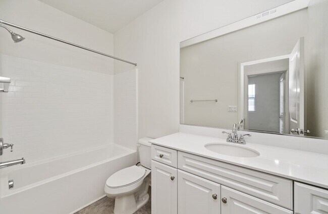 16253 Meadowhouse Ave unit 36848810, Chino, CA 91708 - photo 5