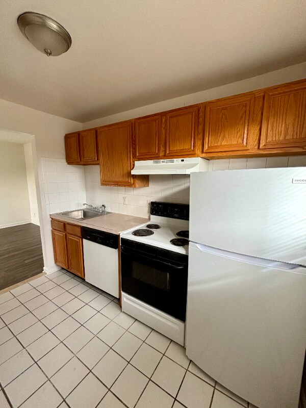 784-784 Millersport Hwy unit 776-03, Buffalo, NY 14226 - photo 4