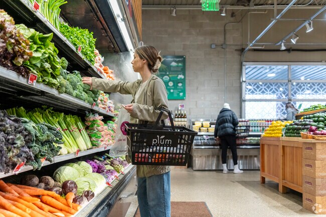 Arborview locals can get fresh produce from Plum Market.