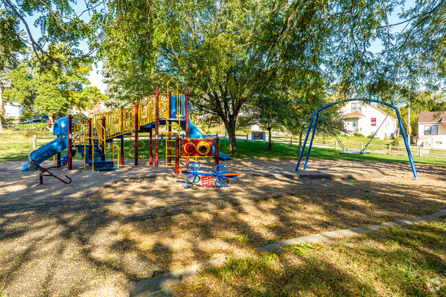 Miami Park's playground and green space make it a perfect neighborhood park.