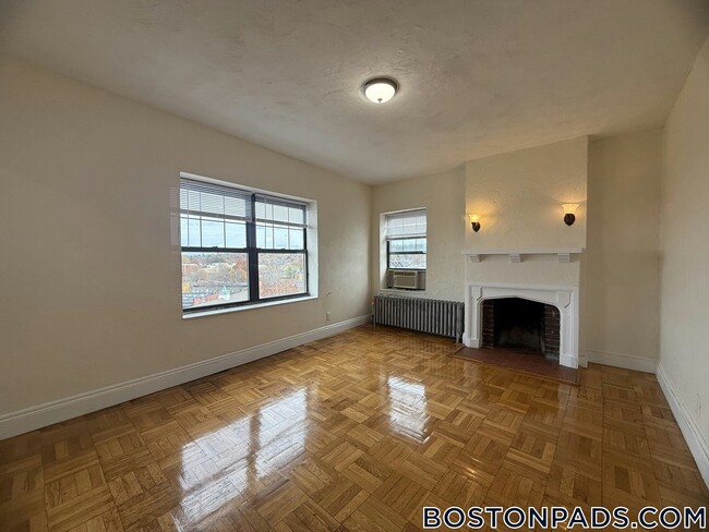 2 Elmwood Ave unit 52, Winchester, MA 01890 - photo 5