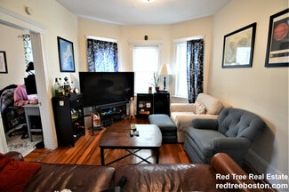 67 Washburn Ave Unit 2, Cambridge, MA 02140