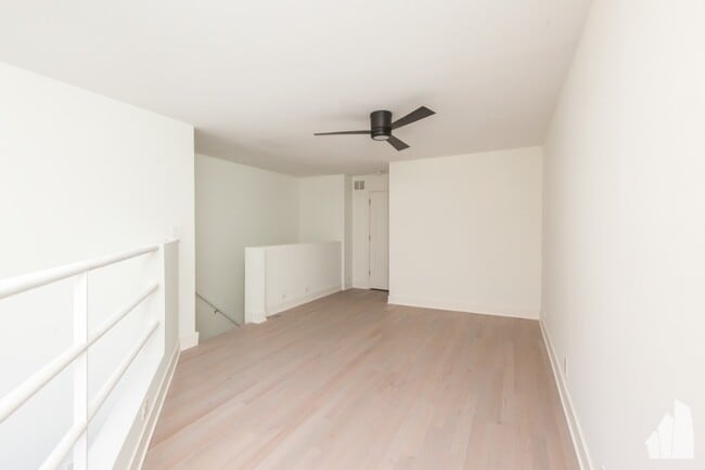 935 W Grace St unit 101J, Chicago, IL 60613 - photo 7