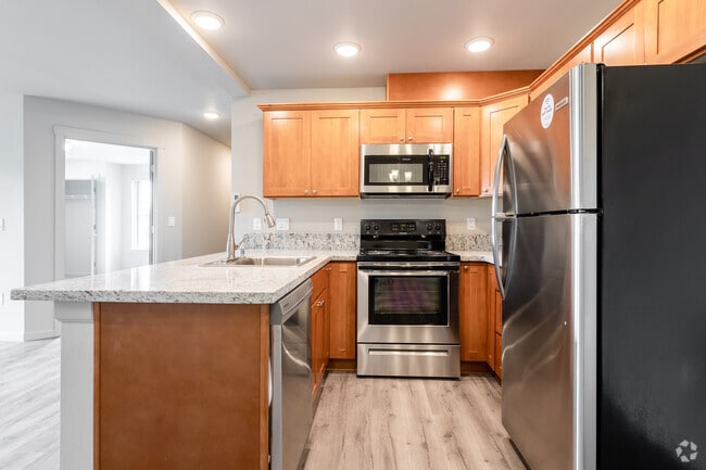 1BR, 1BA - Kitchen - Gray Finish
