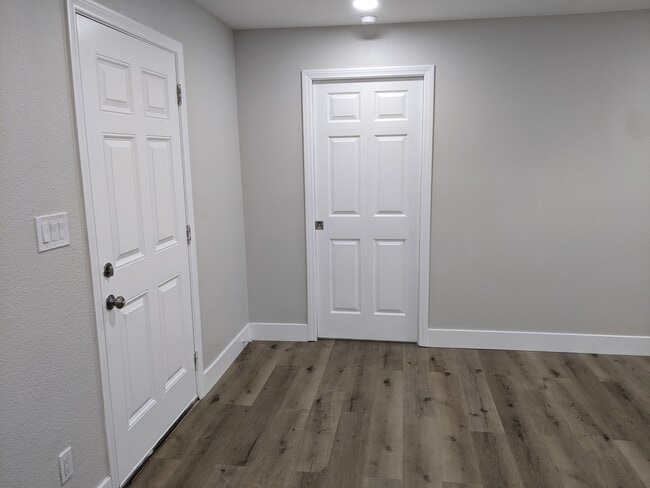 3318 W 157th St unit Backhouse, Gardena, CA 90249 - photo 6