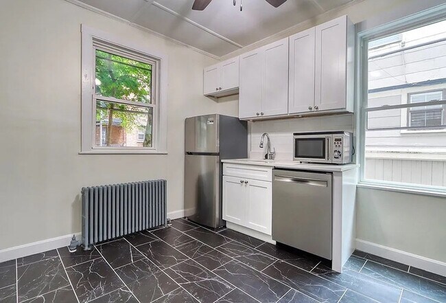 16 Pond St unit 1, Boston, MA 02136 - photo 3