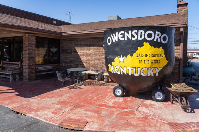 Owensboro has a thriving food scene offering delicious local cuisine.