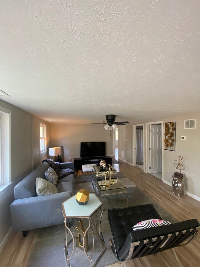 403 Palomino Ct unit SingleFamilyHomeRanc, Lagrange, OH 44050 - photo 6