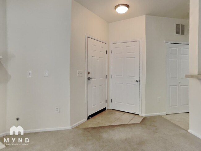 3854 S Dayton Way unit 102, Aurora, CO 80014 - photo 2