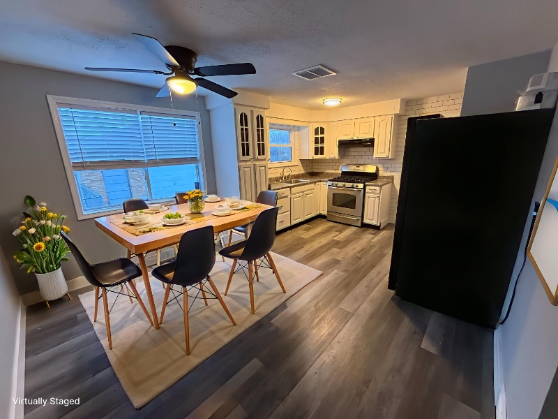 6018 Devlin Ave, Niagara Falls, NY 14304 - photo 1