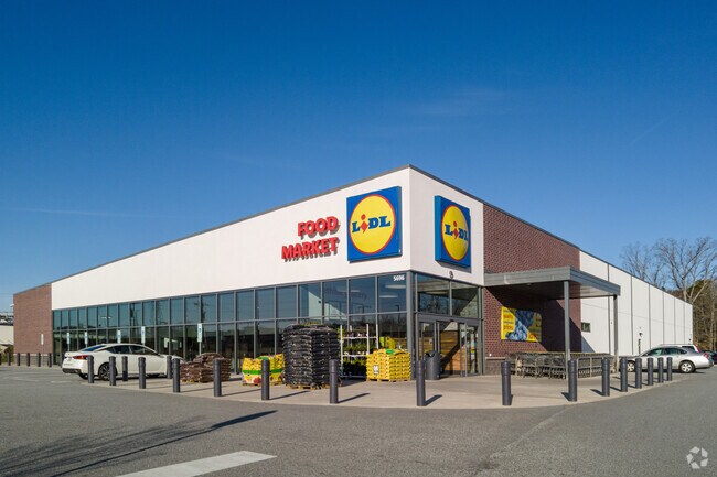Lidl in Adams Farm Mall near Sedge Field