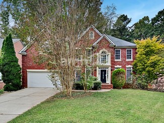4727 Cedar Wood Dr SW, Lilburn, GA 30047