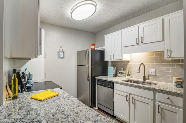 Junction at Vinings, Smyrna, GA 30080 - photo 6