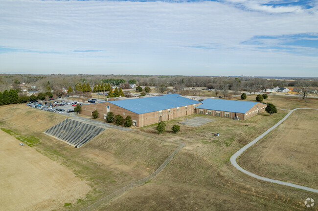 R.P. Dawkins Middle School offers their students a variety of programs and clubs.