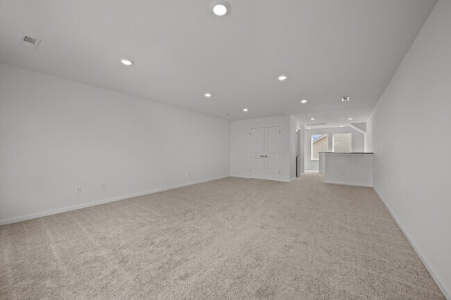 14648 105th Cir N, Maple Grove, MN 55369 - photo 5