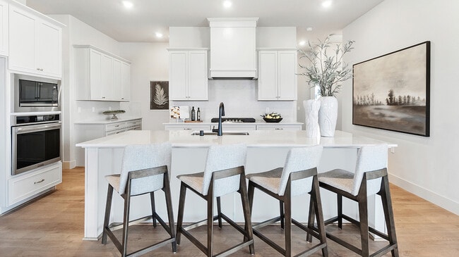 1298 Heirloom Ave, Clovis, CA 93619 - photo 2