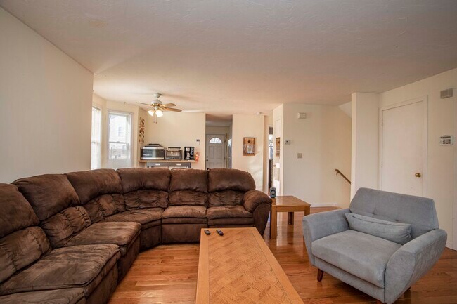 1 Terrace St unit 1, Roxbury Crossing, MA 02120 - photo 2