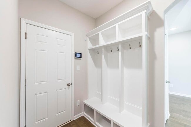 206 Black Birch Rd 15.jpg
