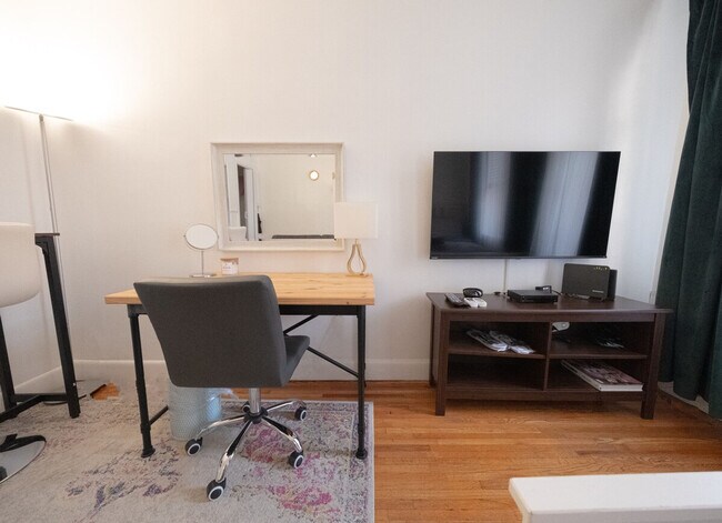 1422 2nd Ave unit ID1031978P, New York, NY 10021 - photo 4