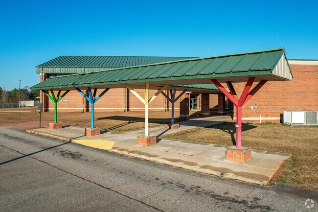 Your students will love outdoor activities at Unity Elementary School.