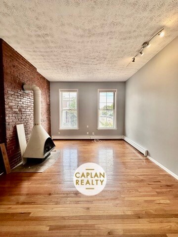 46 Warren St Unit 2, New Haven, CT 06511