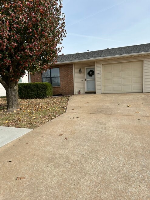 1105 S 26th St, Rogers, AR 72758 - photo 1