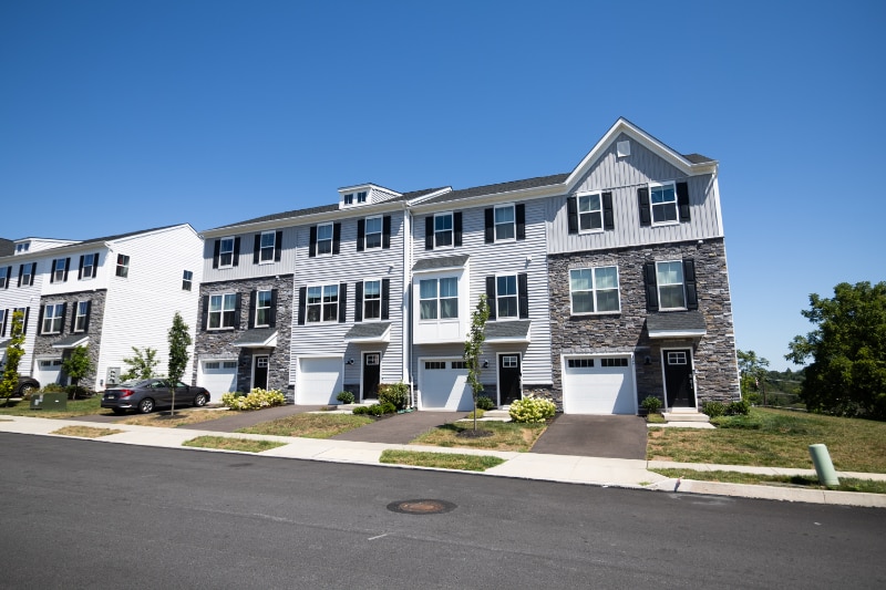 829 Pecan Rd, Spring City, PA 19475 - photo 1