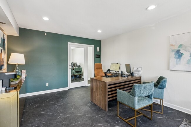 Overlook at the Willamette, Milwaukie, OR 97222 - photo 7