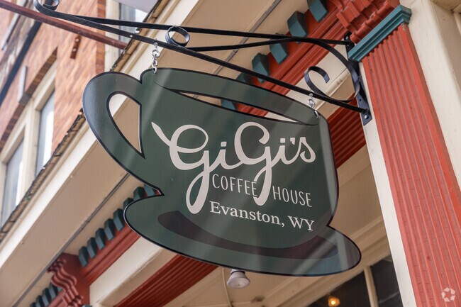House made specials make Gigi’s a weekend stop for locals.