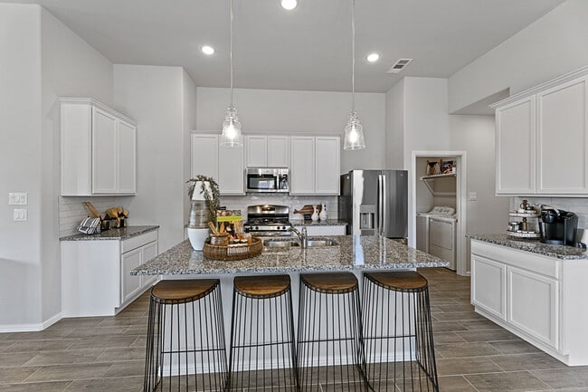 3129 Royal Throne Ct unit 36456461, Denton, TX 76208 - photo 5