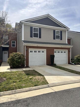 12 Franklin Ln, Poquoson, VA 23662