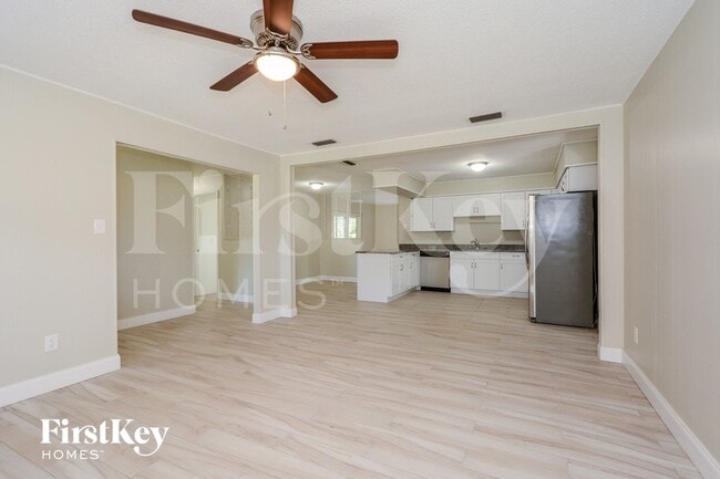 4936 Bobbie Ave, Lakeland, FL 33812 - photo 3