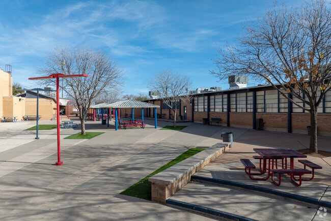 Marana Middis a 7-8 middle school offering high quality, inspiring and enriching education.