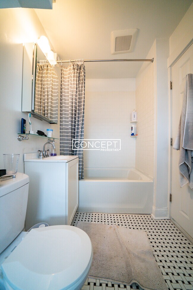 219 Commonwealth Ave unit 45, Chestnut Hill, MA 02467 - photo 5